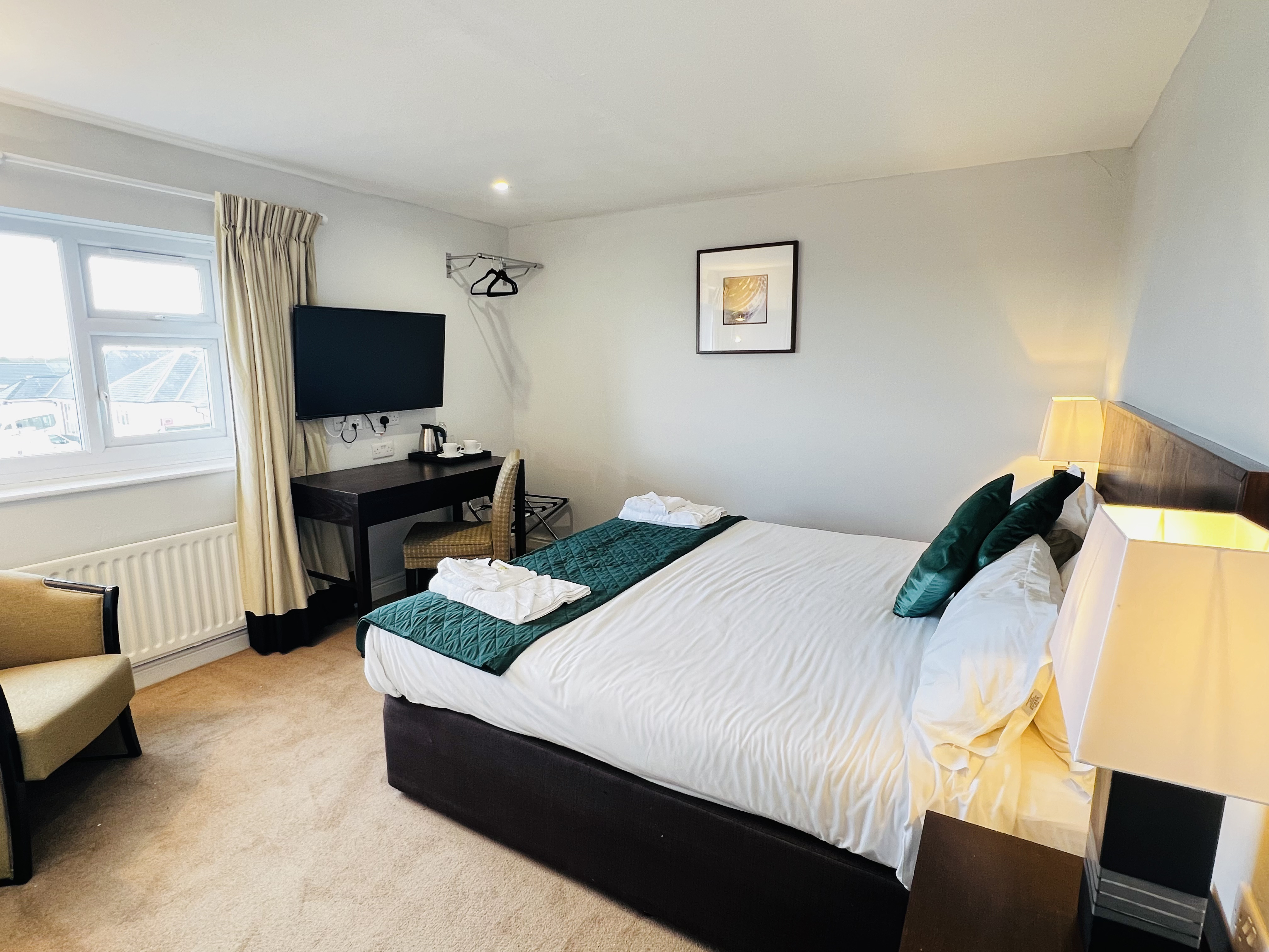 The Springfield Hotel, Beach Road, Fairbourne, Gwynedd LL38 2PX