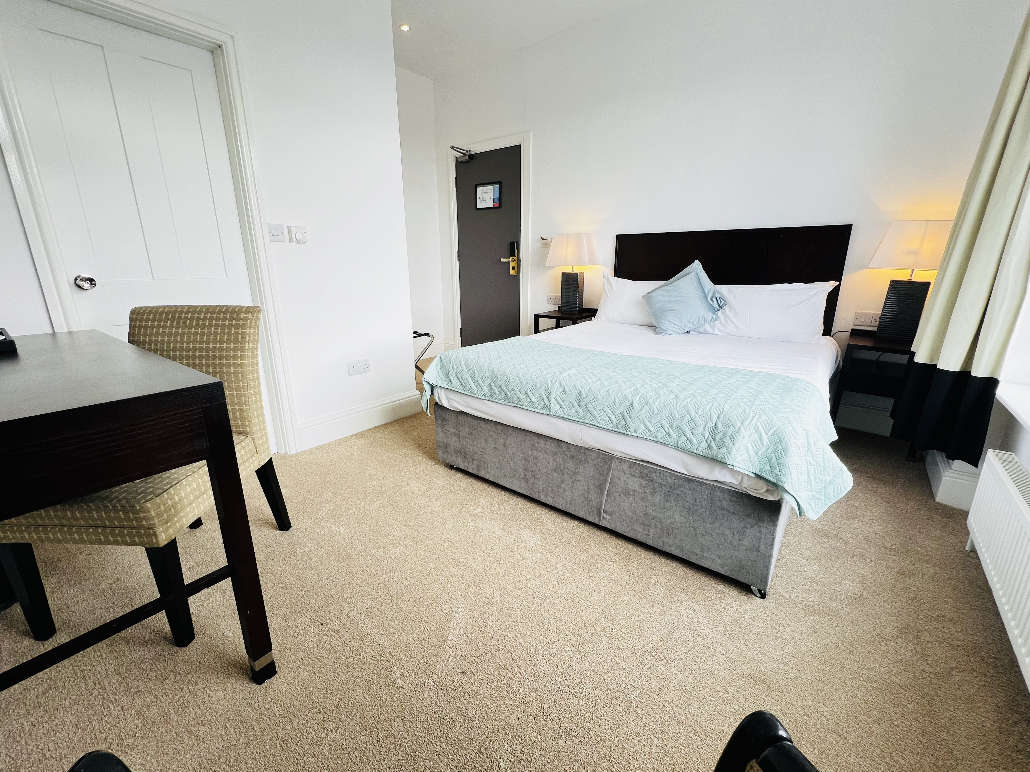 The Springfield Hotel, Beach Road, Fairbourne, Gwynedd LL38 2PX