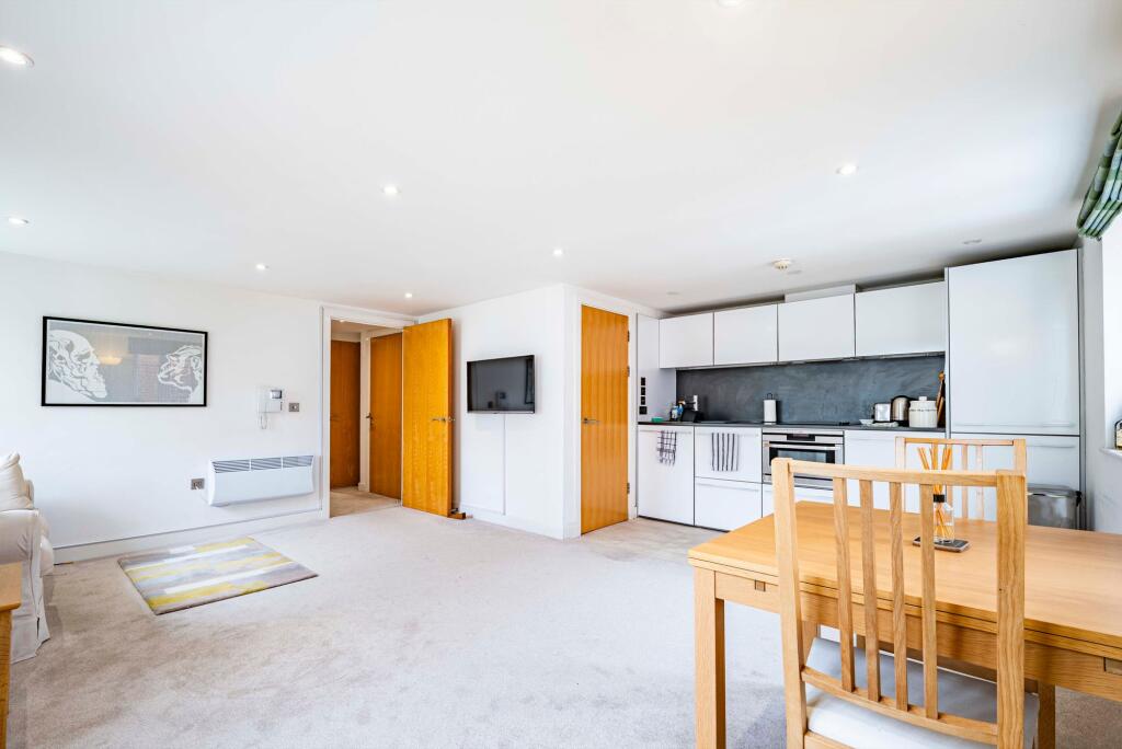 Apartment 18, Enfield House, 18 Low Pavement, Nottingham NG1 7DG