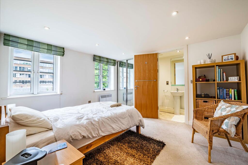 Apartment 18, Enfield House, 18 Low Pavement, Nottingham NG1 7DG