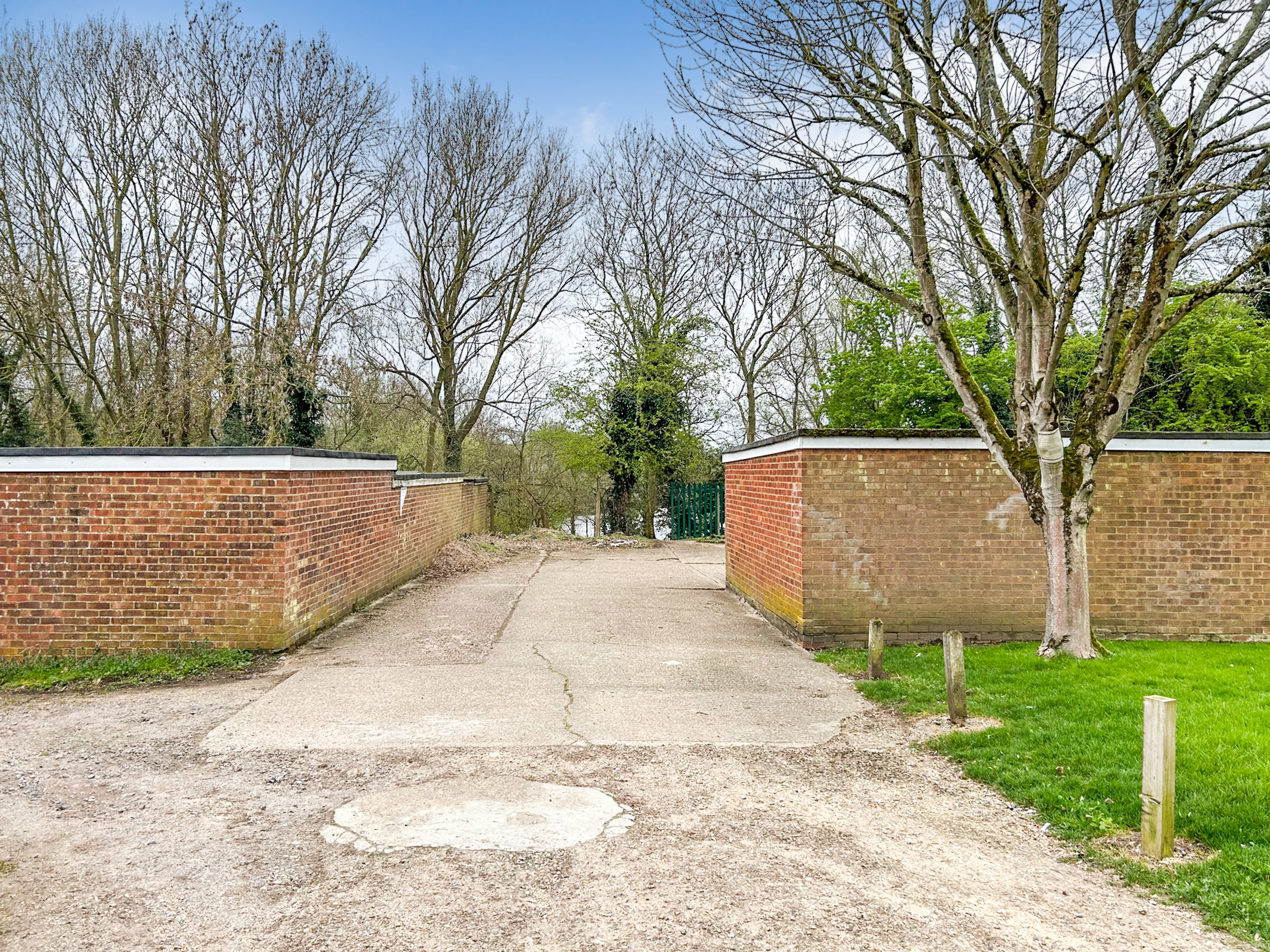 Land at 5 & 55 Hardwicke Place, London Colney, St. Albans, Hertfordshire AL2 1PX