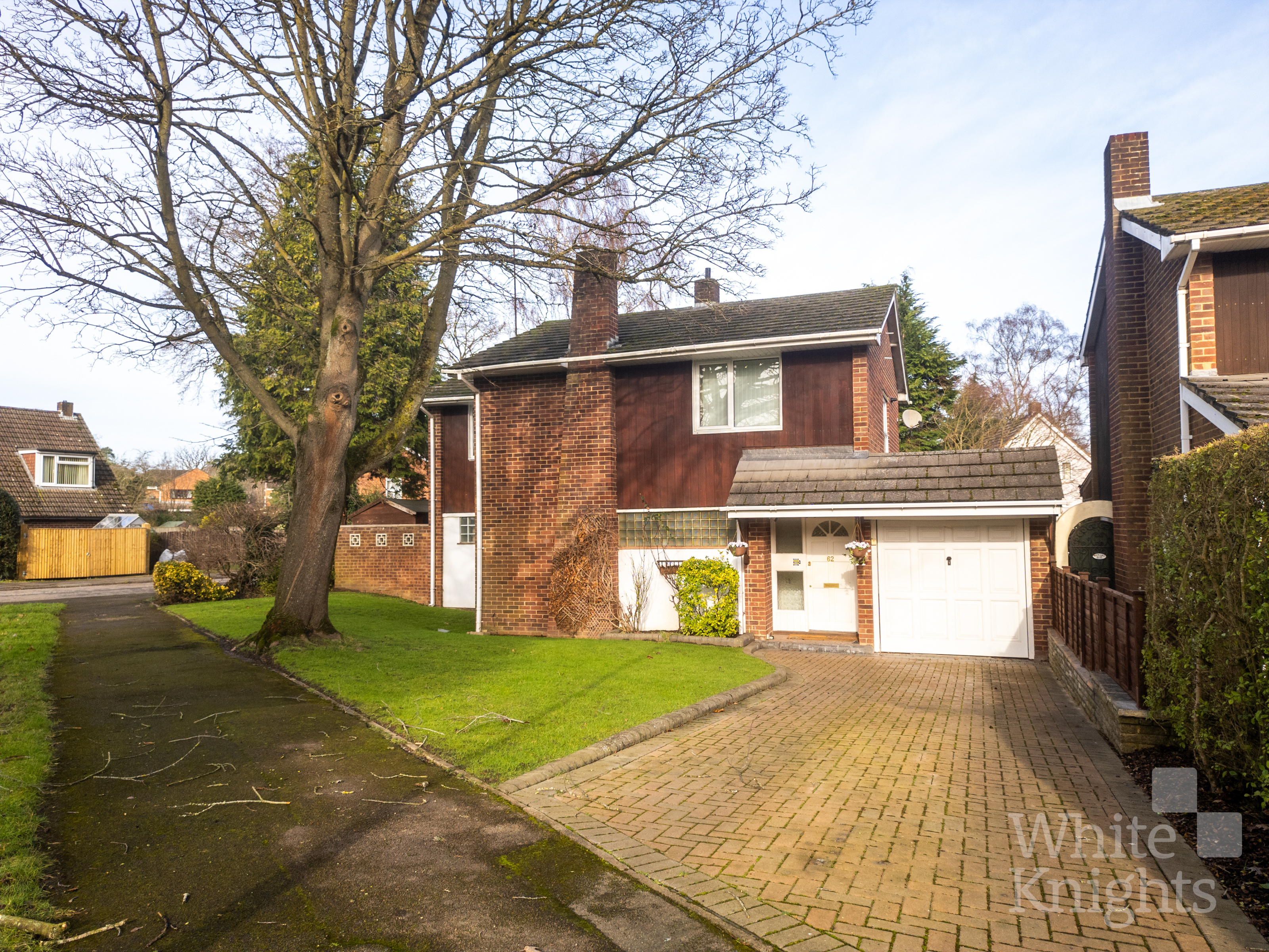 Extended 4 Bedroom Detached Family Home