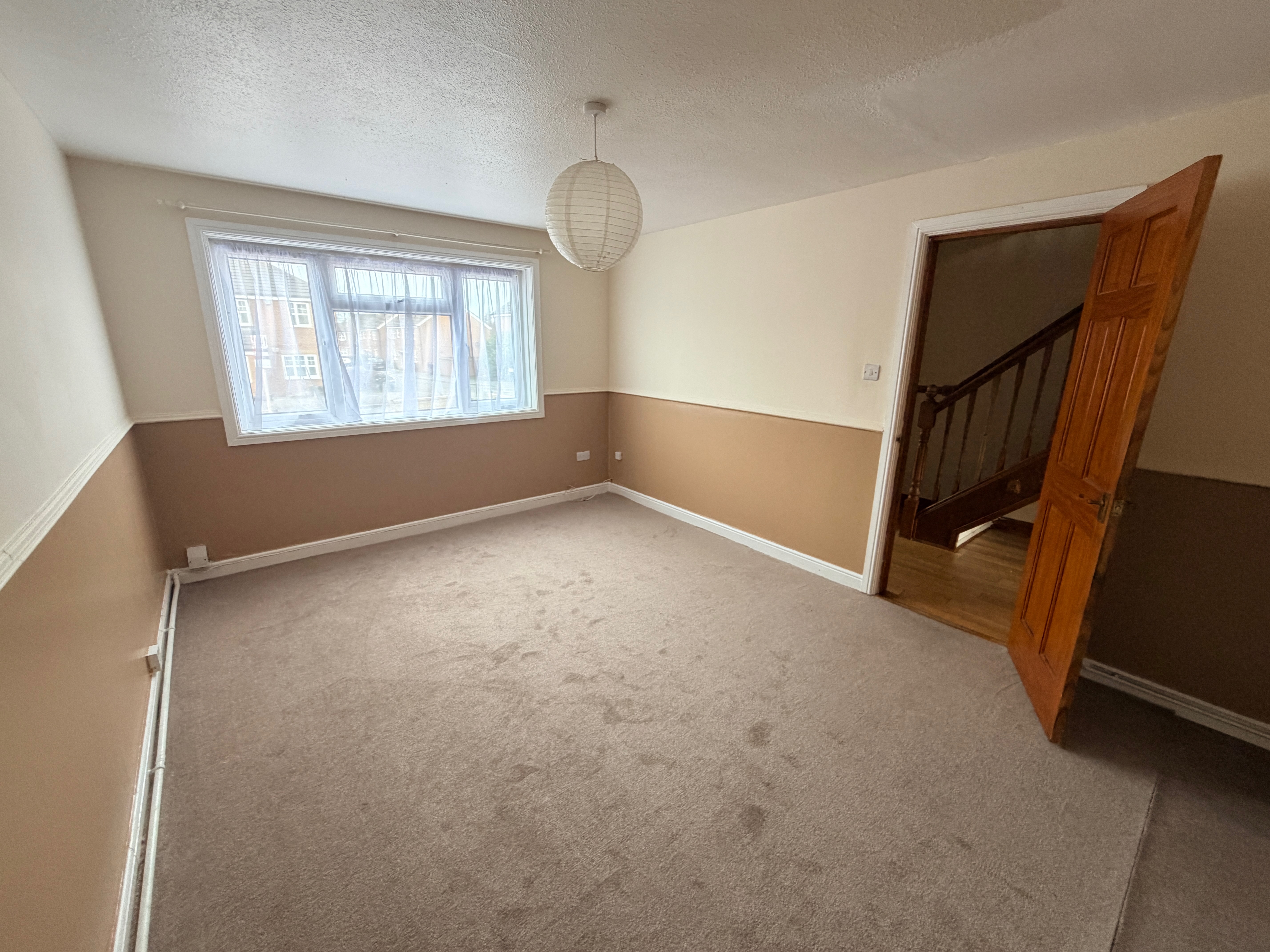 28 Ashwood Avenue, Kirkby-In-Ashfield, Nottingham, Nottinghamshire NG17 7QA