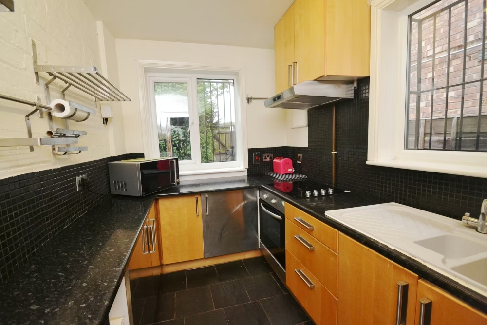 Property image #3