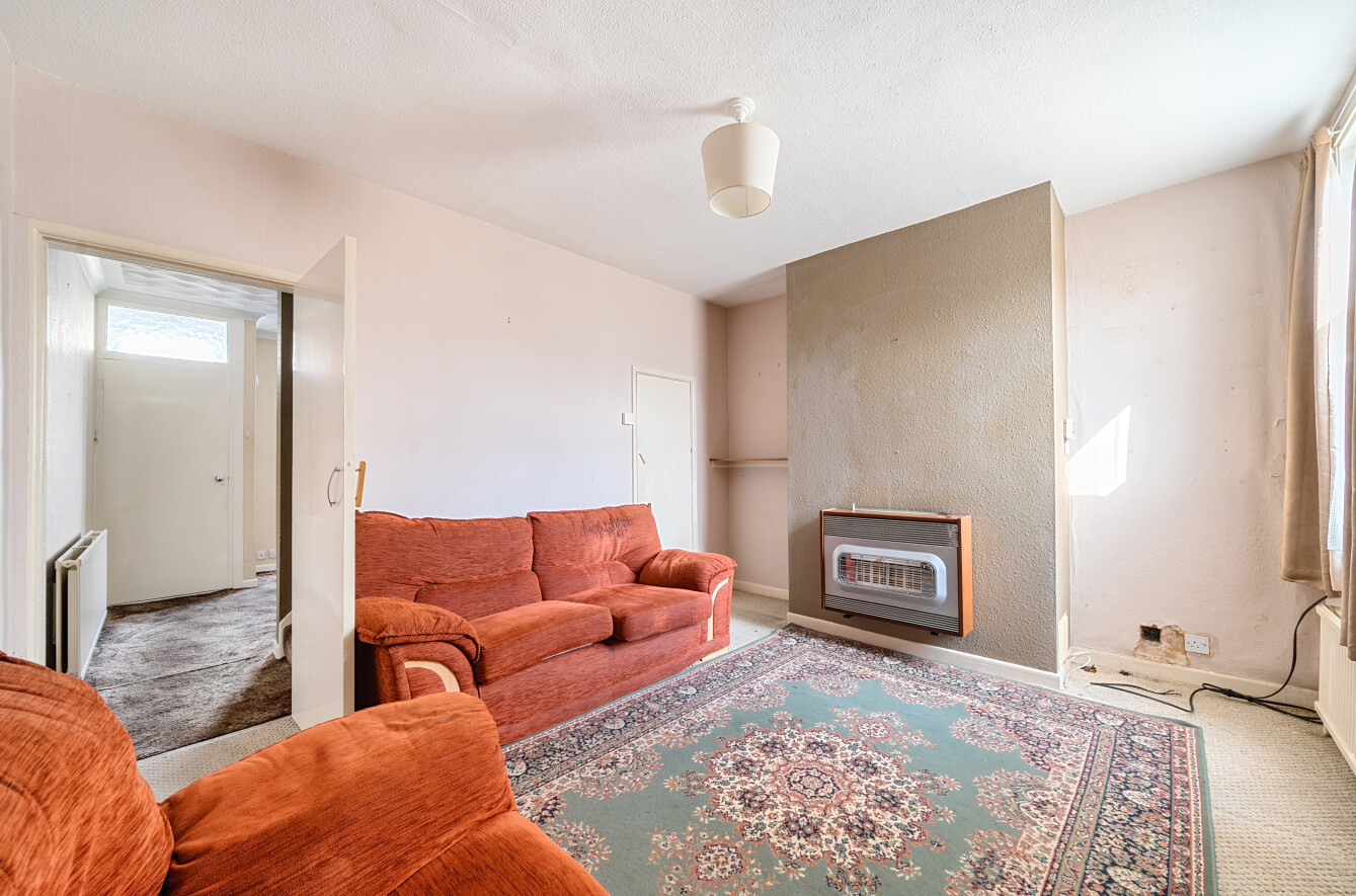 47 Rosebery Street, Swindon, Wiltshire SN1 2ER