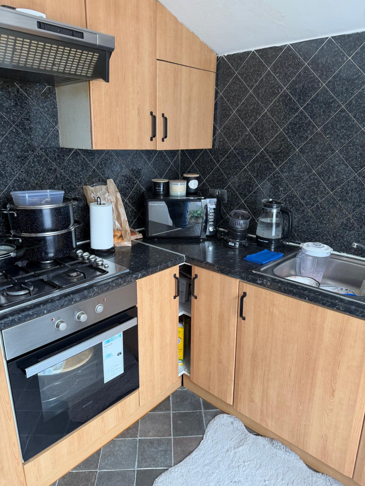 Flat A & B, 4 Windsor Road, Ilford, Greater London IG1 1HQ