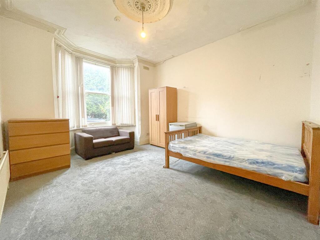 Property image #6