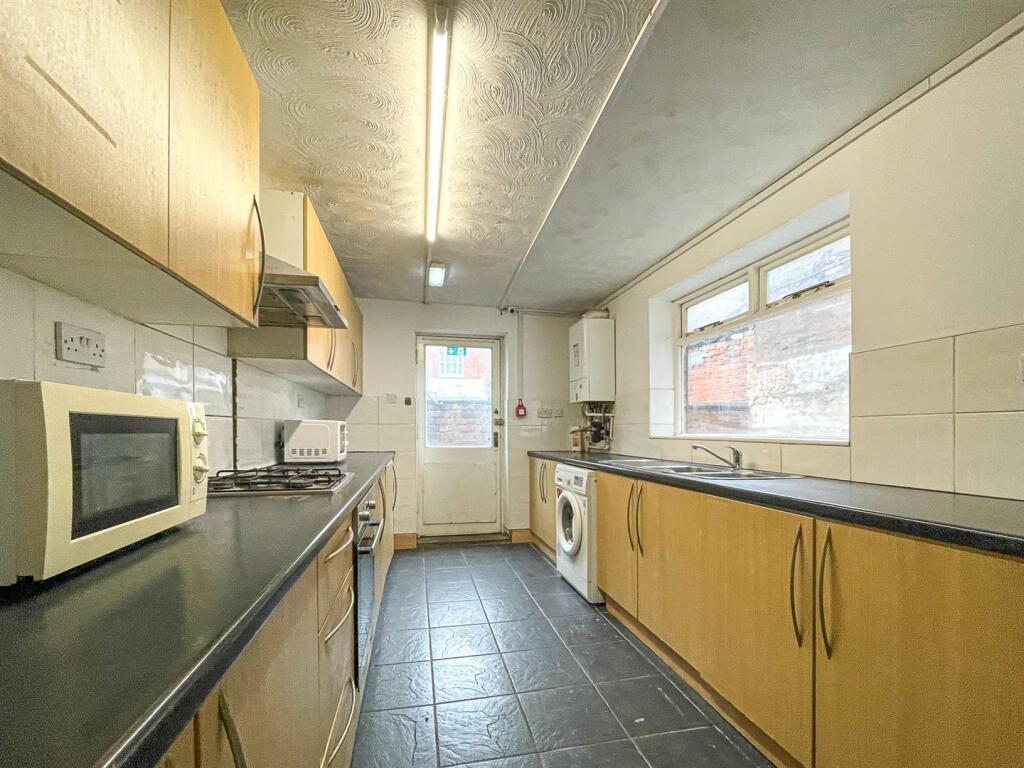 Property image #3