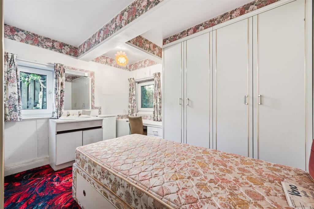 Property image #9