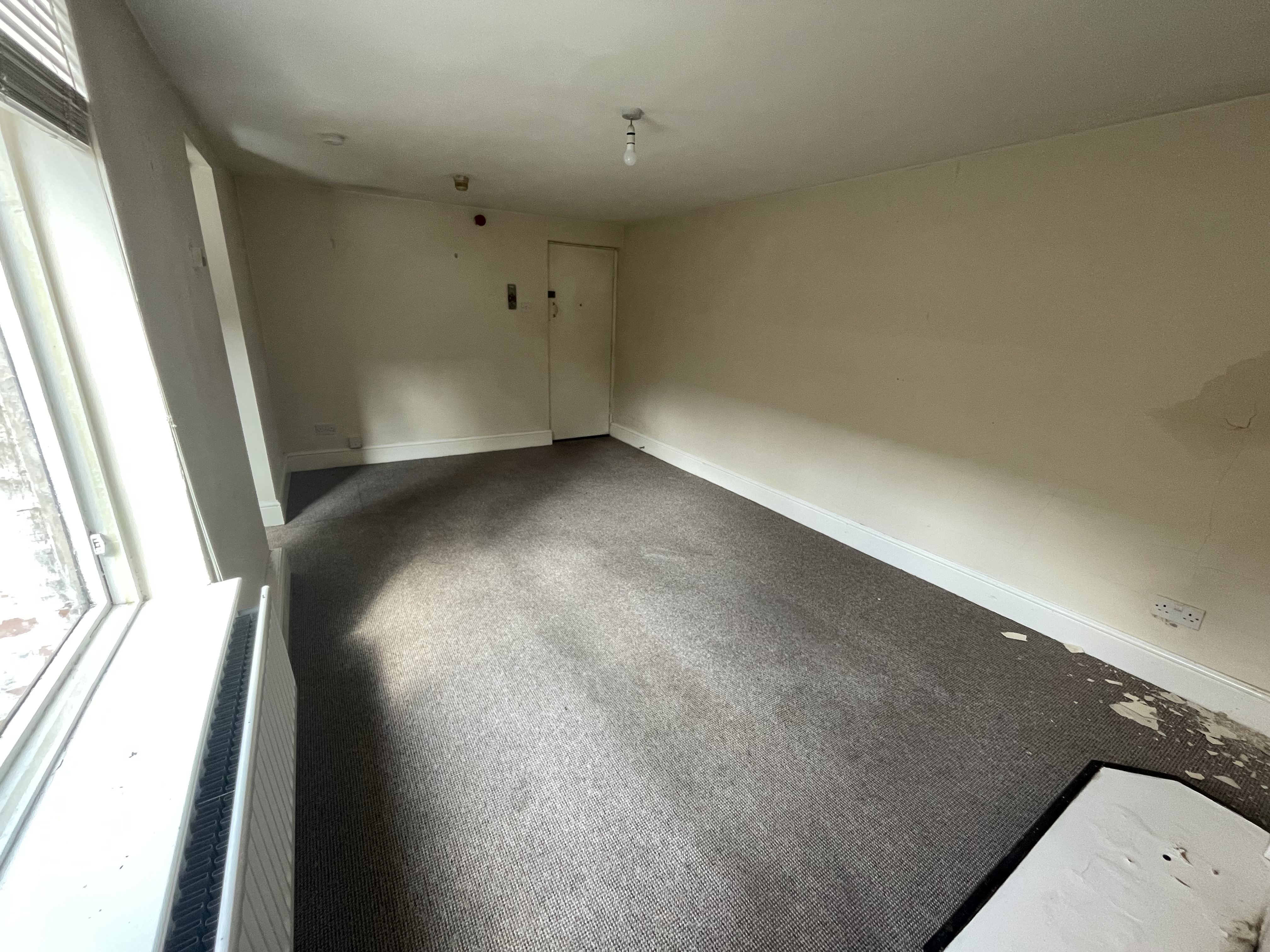 Flat A, 10 The Crescent, Selby, North Yorkshire YO8 4PD