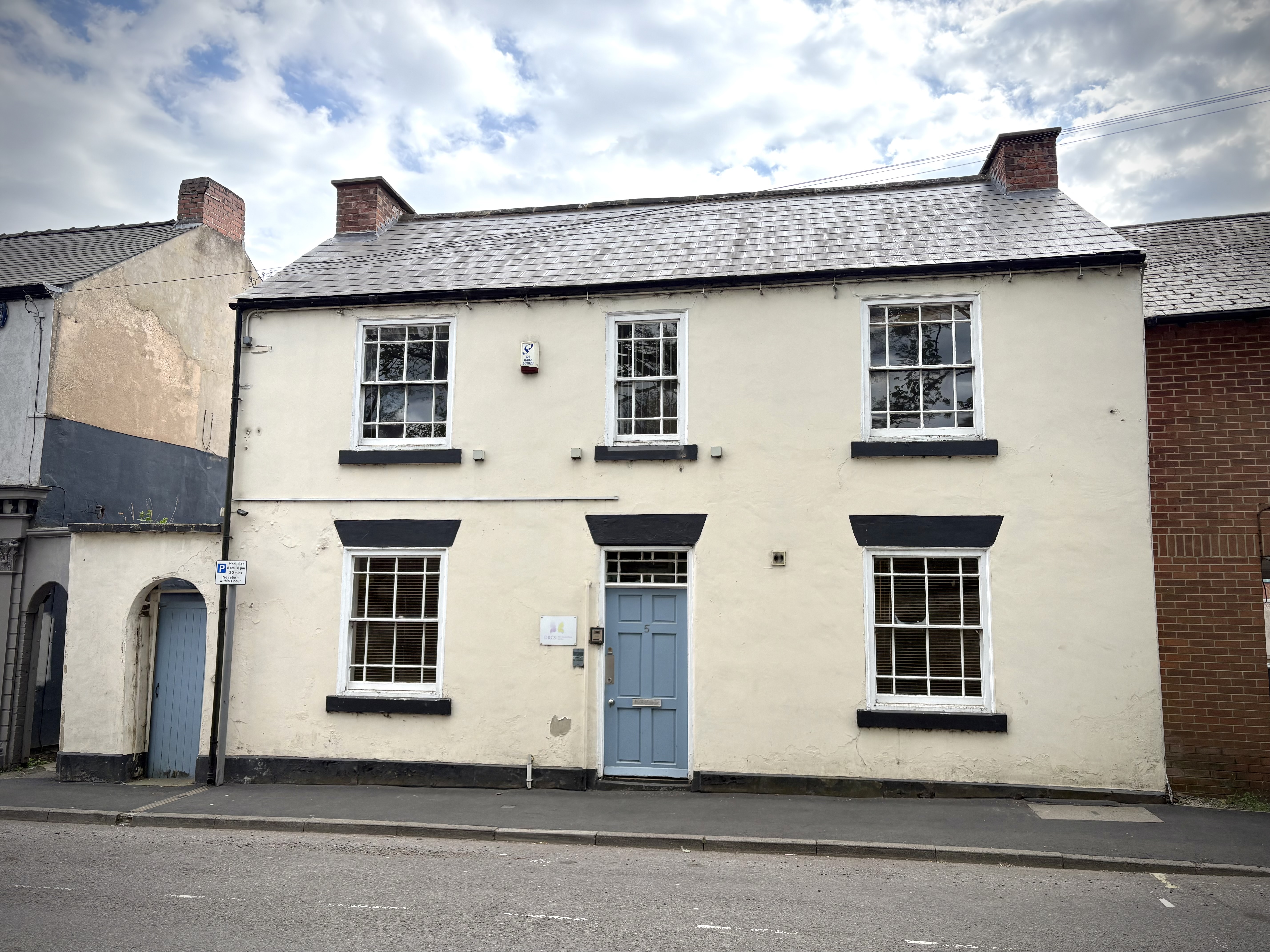 Freehold Investment with Vacant Possession