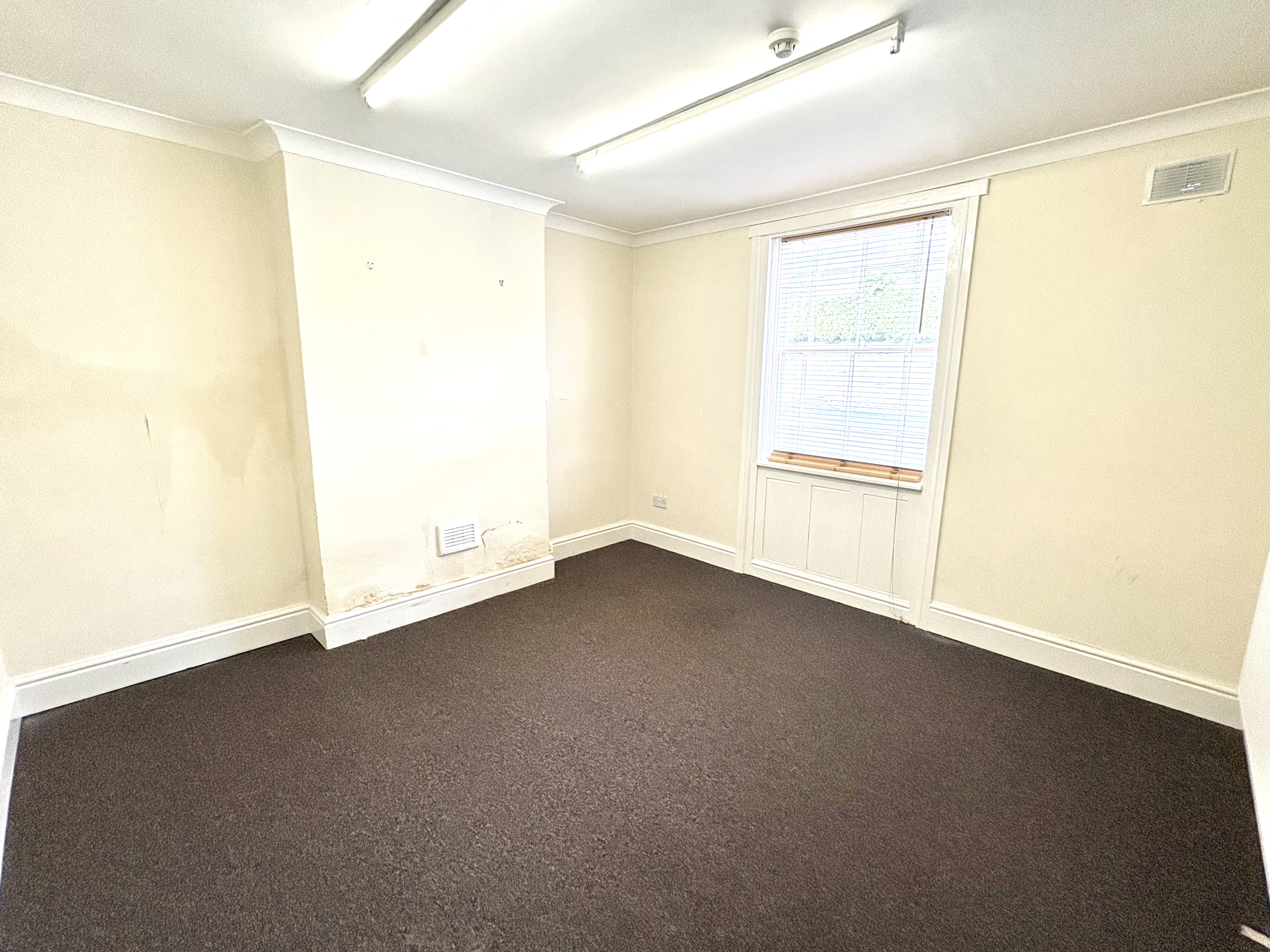 5 Church Street, Alfreton, Derbyshire DE55 7AH