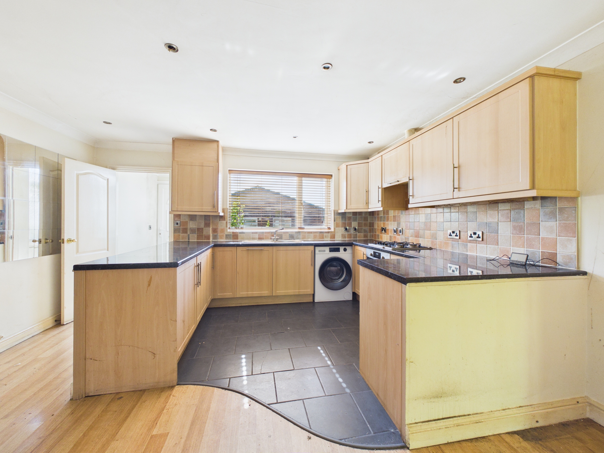 Property image #2