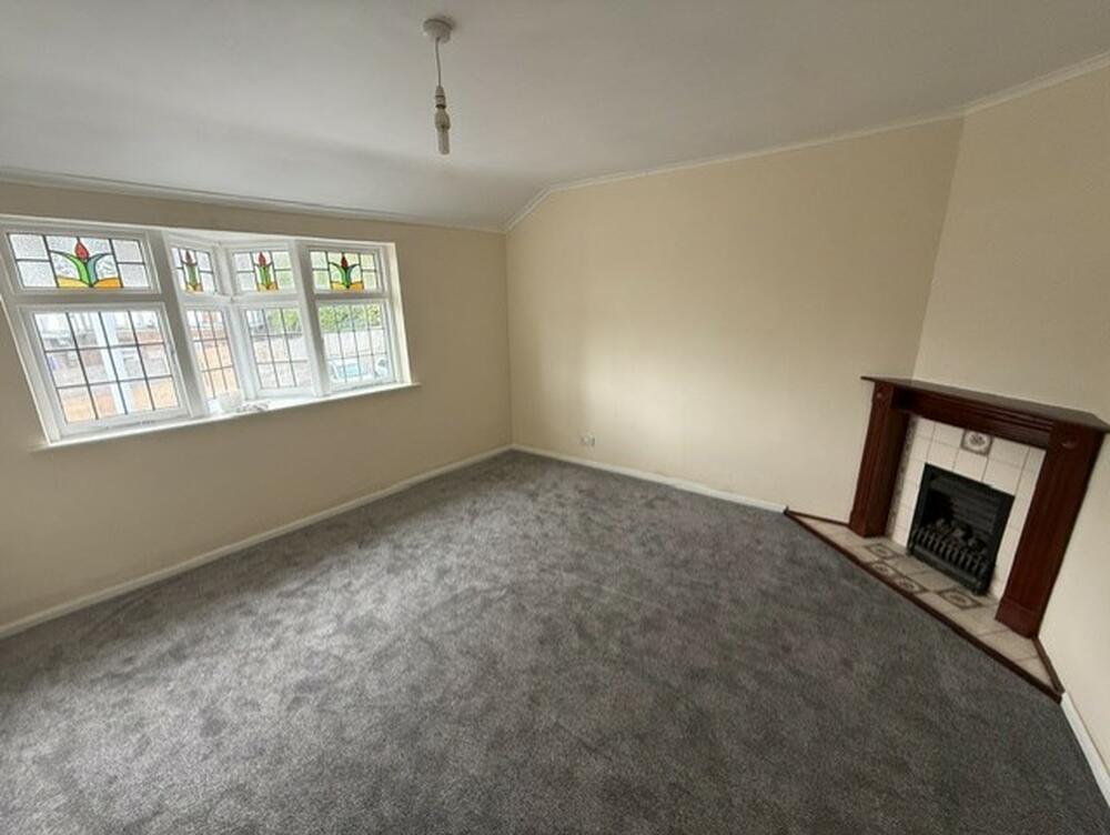 Photo of 5 Dog Kennel Lane, Oldbury, West Midlands B68 9LU