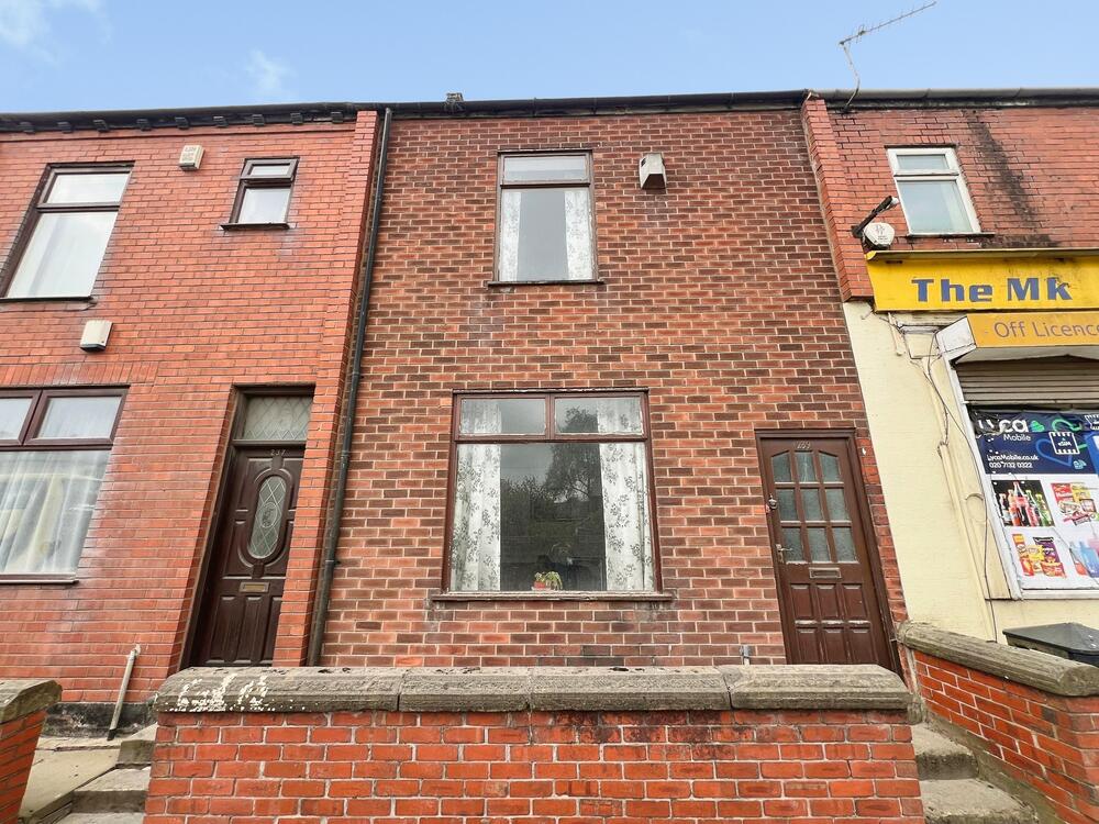 Traditional Two-Bedroom Mid Terrace House