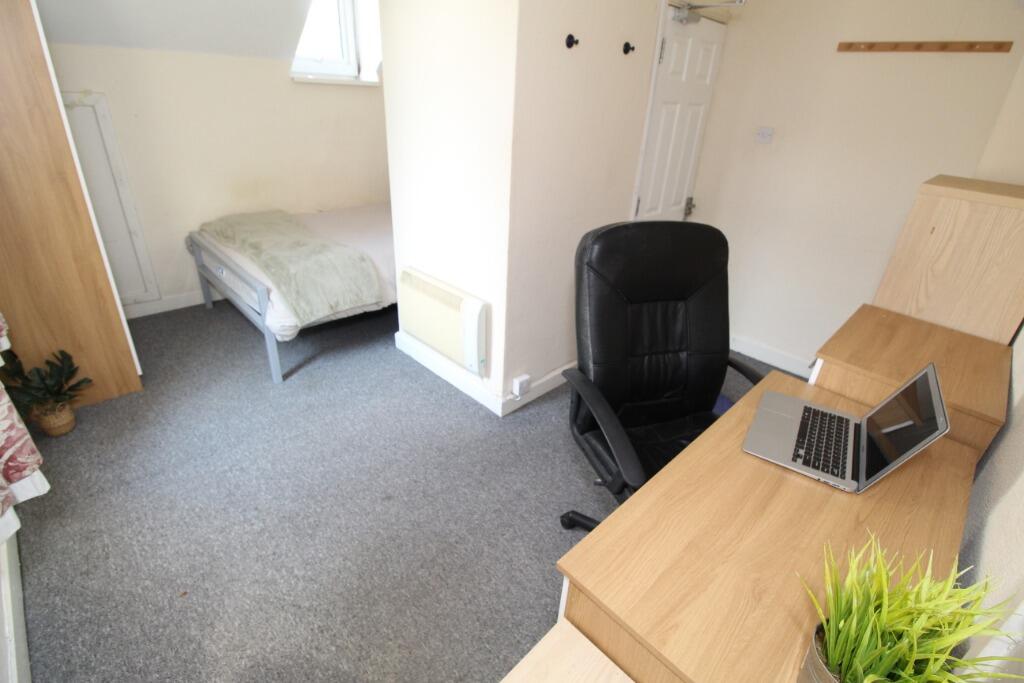 39 Dunkirk Road, Nottingham, Nottinghamshire NG7 2PH