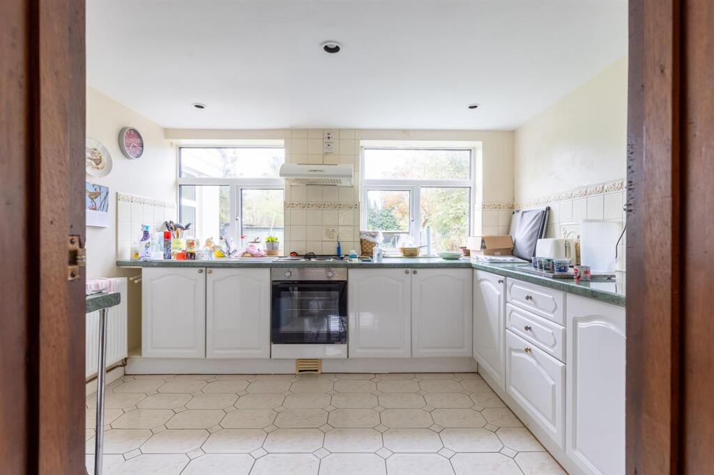 76 London Road, Nantwich, Cheshire CW5 6LT