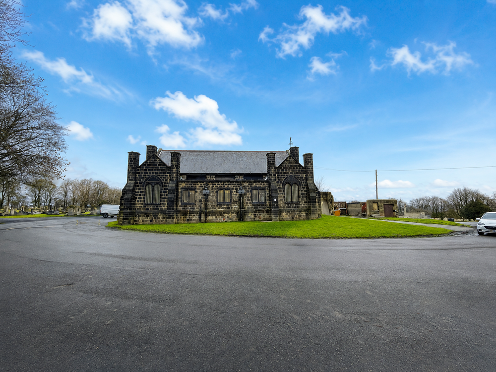 Photo of Harehills Cemetery Chapel, Harehills Cemetery, Kimberley Road, Leeds, West Yorkshire LS9 6LZ