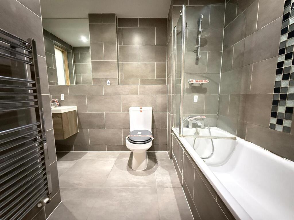 Property image #0
