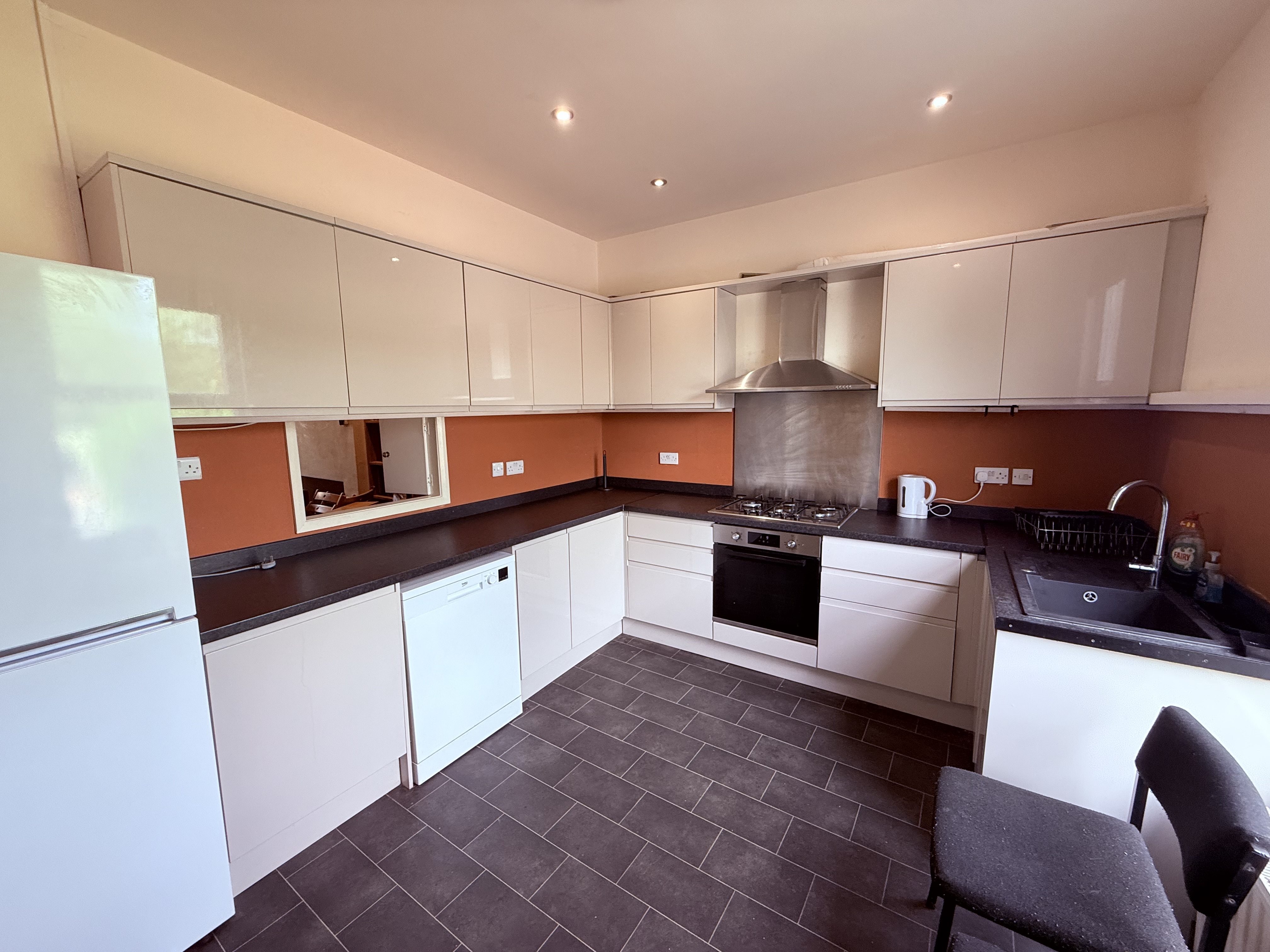 Property image #4