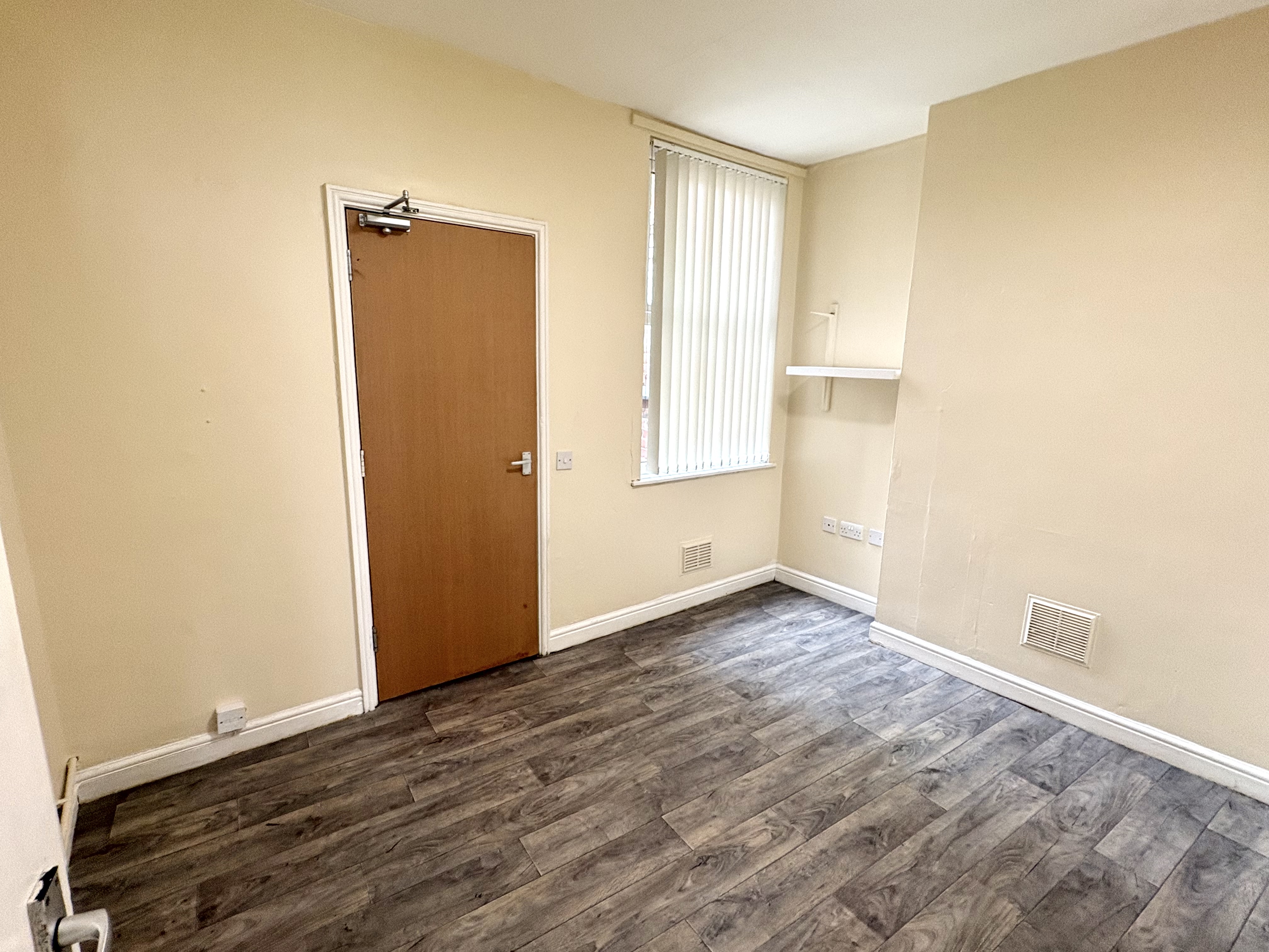 31 Hazelwood Road, Nottingham NG7 5LA