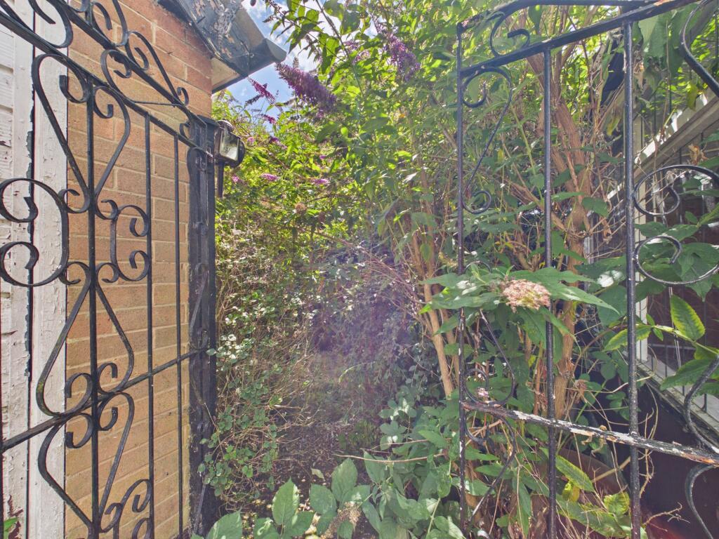 Property image #9