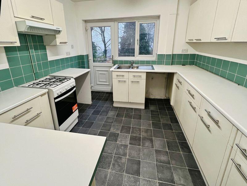 74 Ainsworth Avenue, Horwich, Bolton, Lancashire BL6 6NL