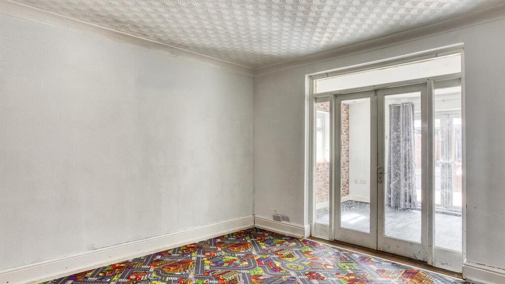 Property image #3