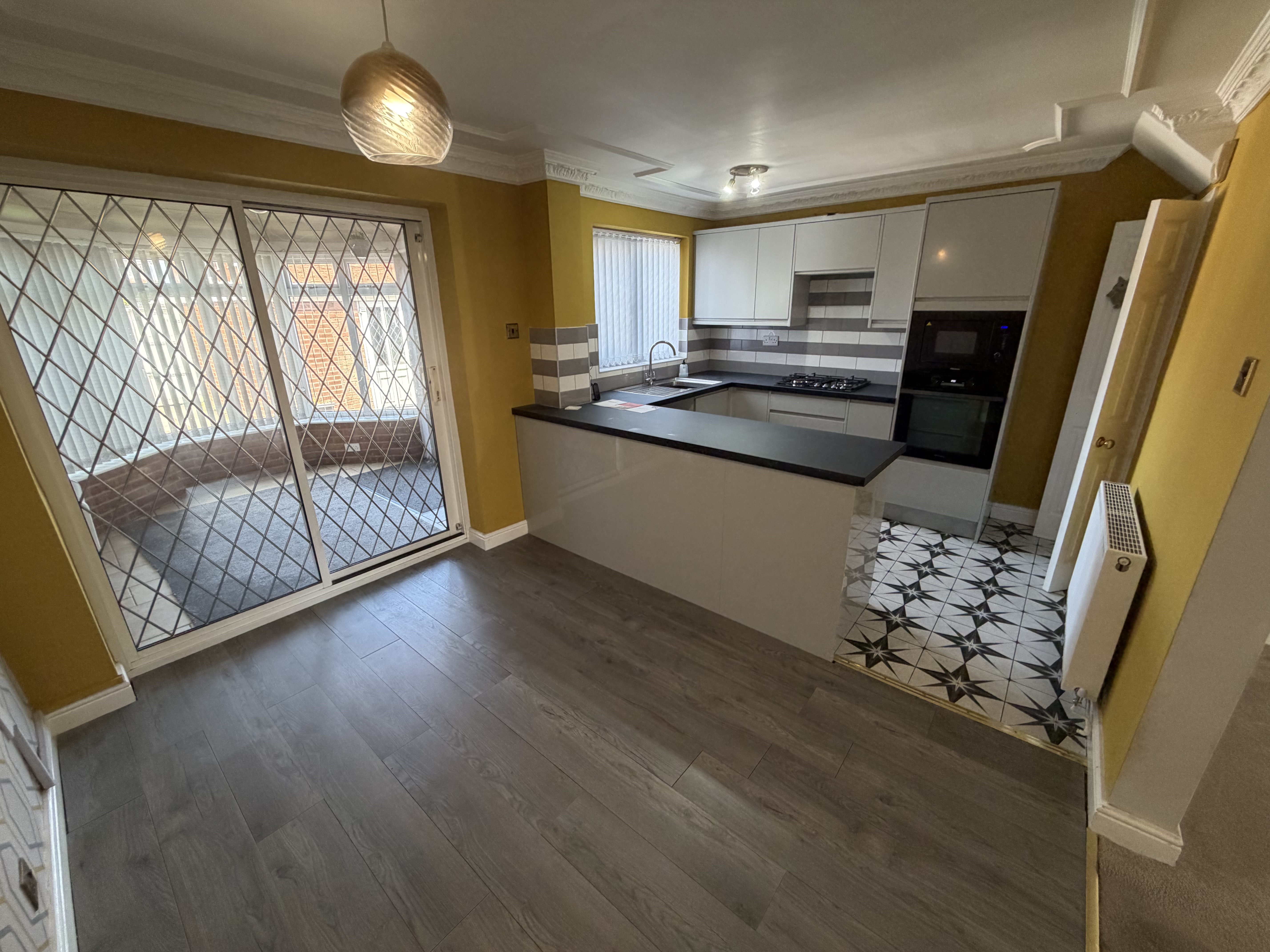Property image #2