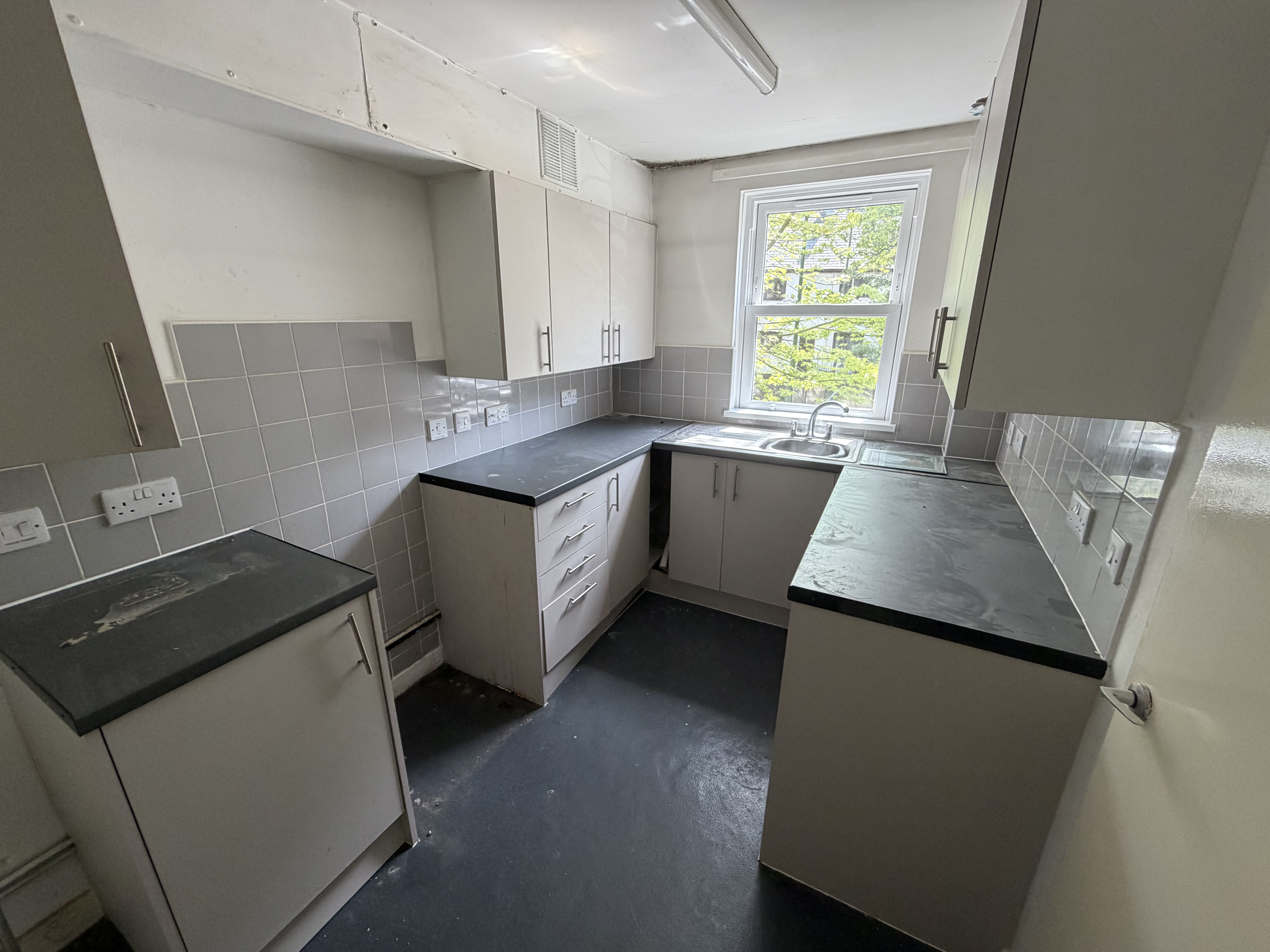Property image #4