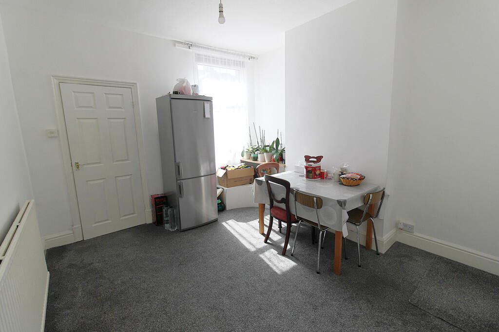 43 Mountcastle Road, Leicester, Leicestershire LE3 2BW