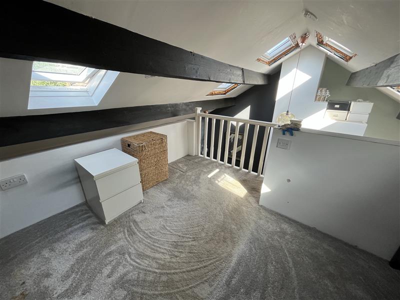 13 Market Street, Wibsey, Bradford, West Yorkshire BD6 1LR image 5