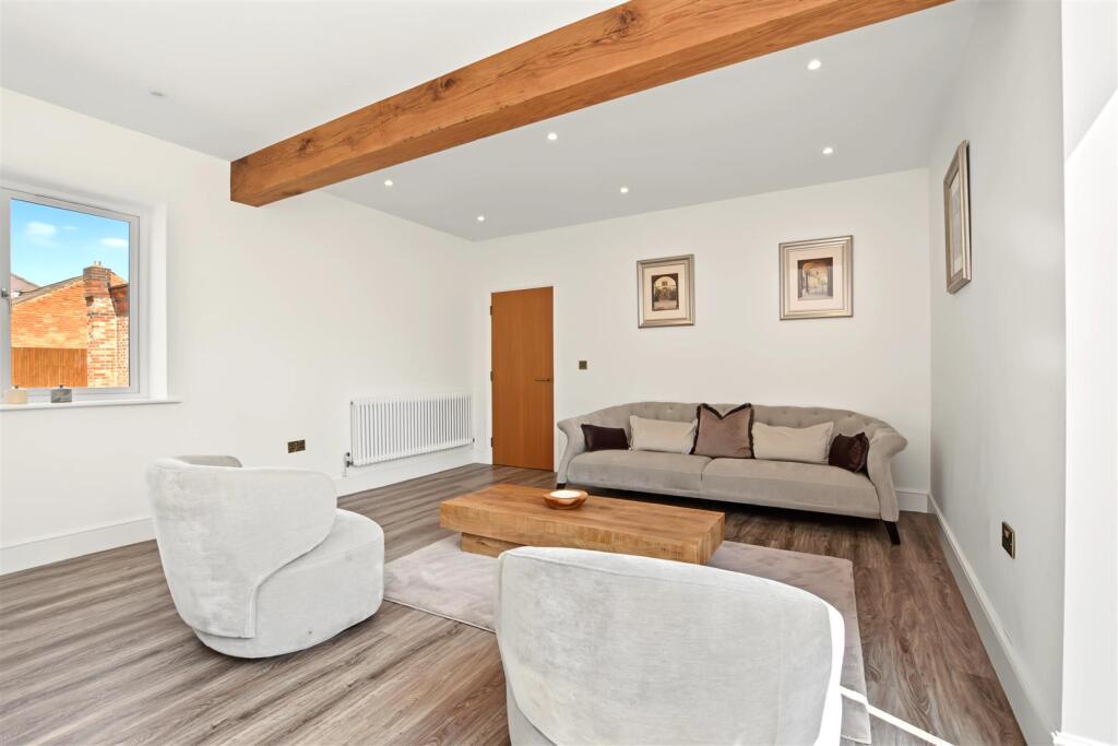 Property image #2
