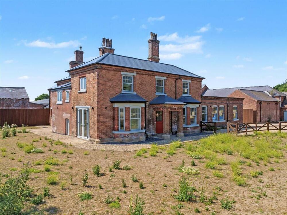 Manor Farm House, Stoke Lane, Stoke Bardolph, Burton Joyce, Nottingham, Nottinghamshire NG14 5HS