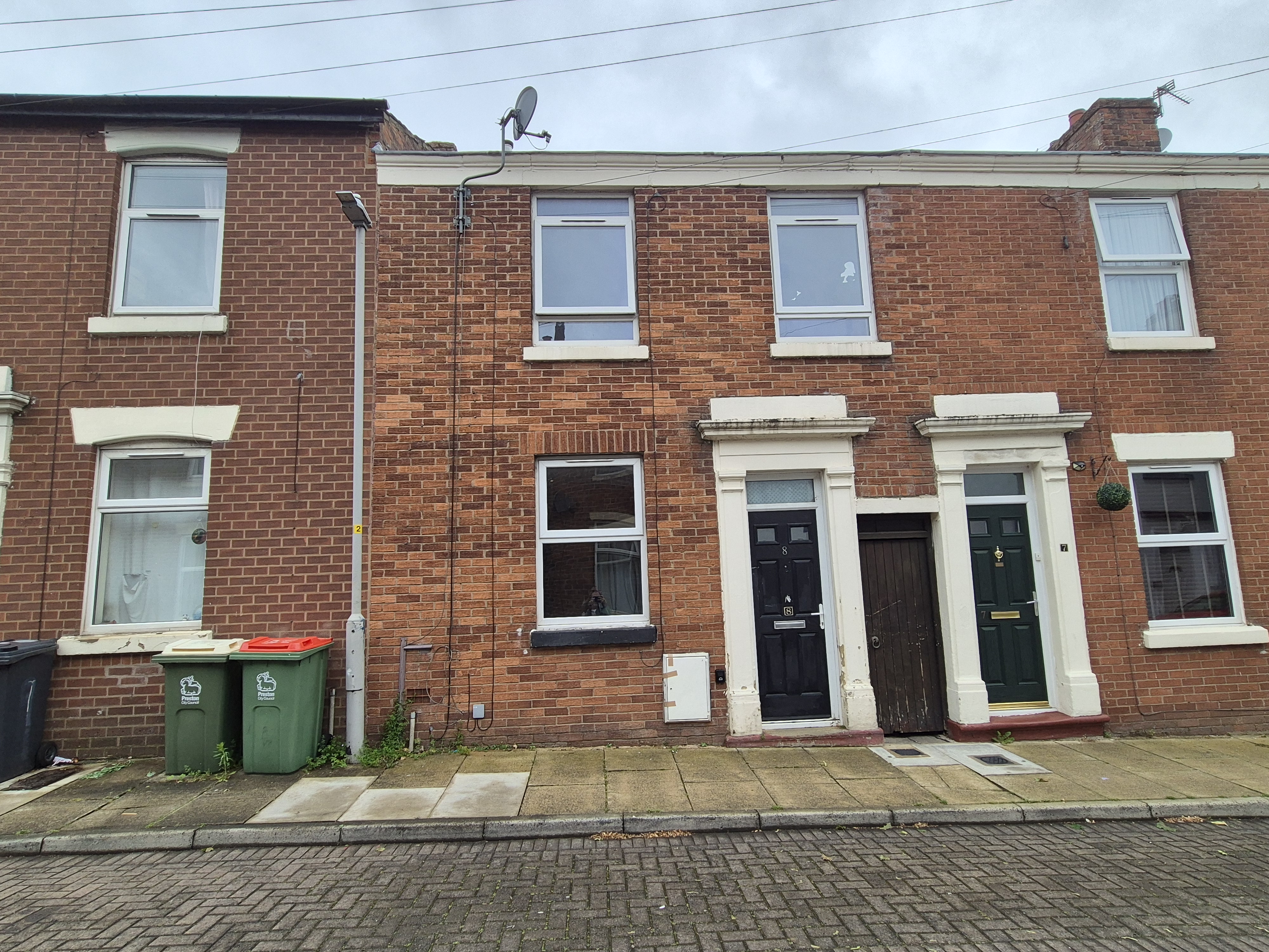 Property image #1
