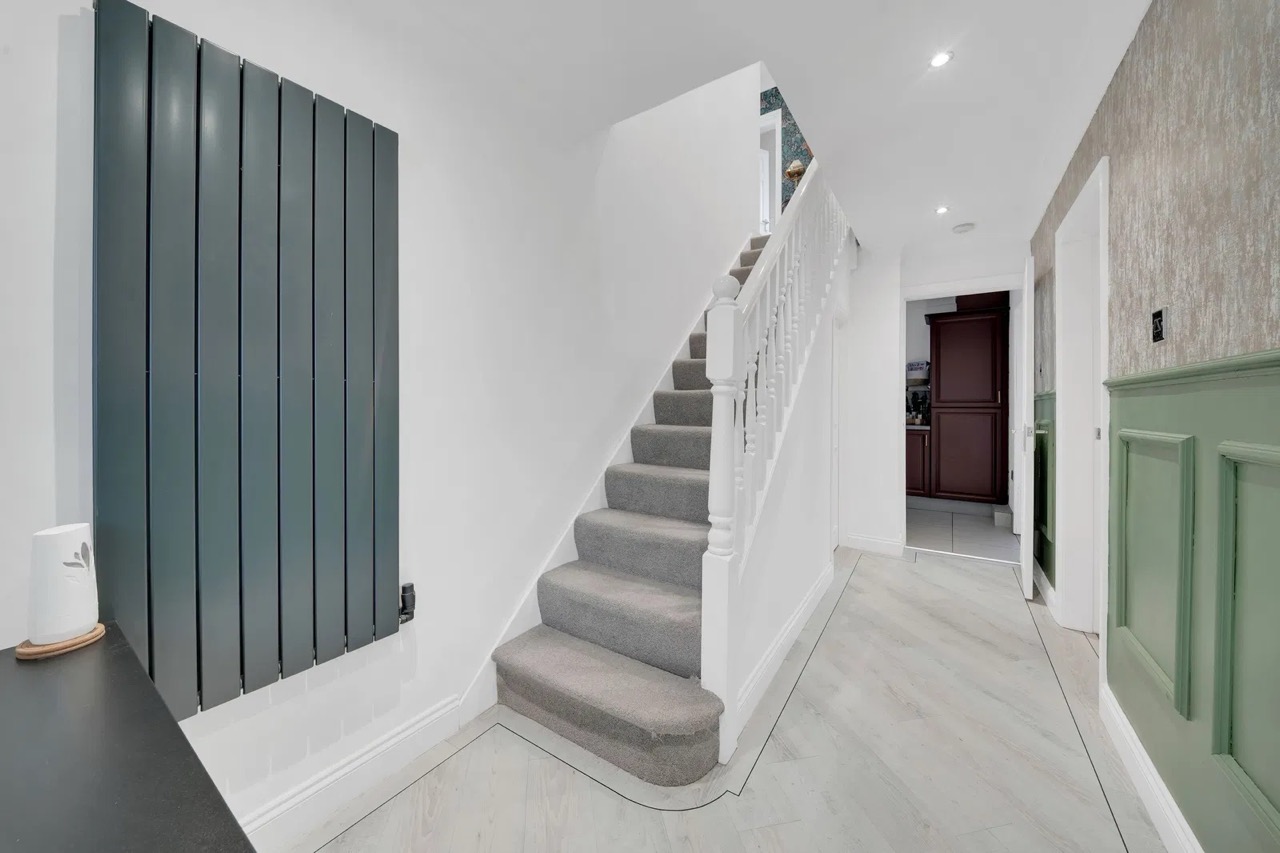 Property image #3