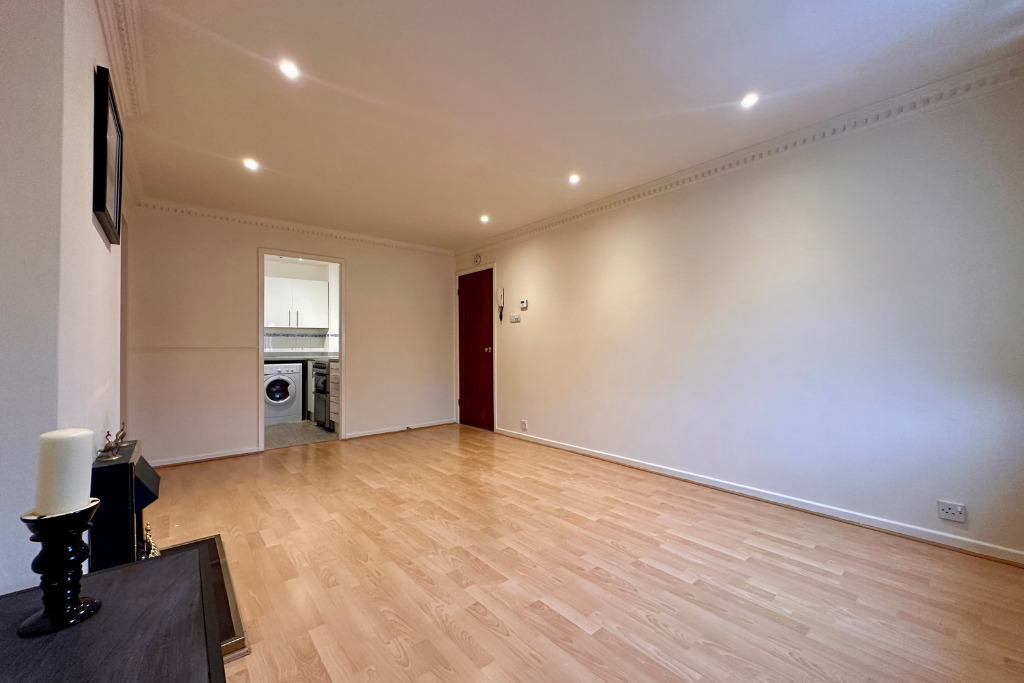 Property image #3