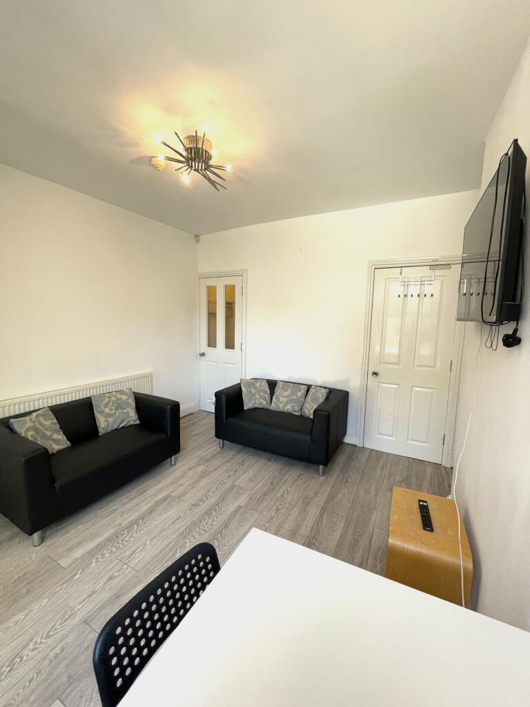 Property image #5