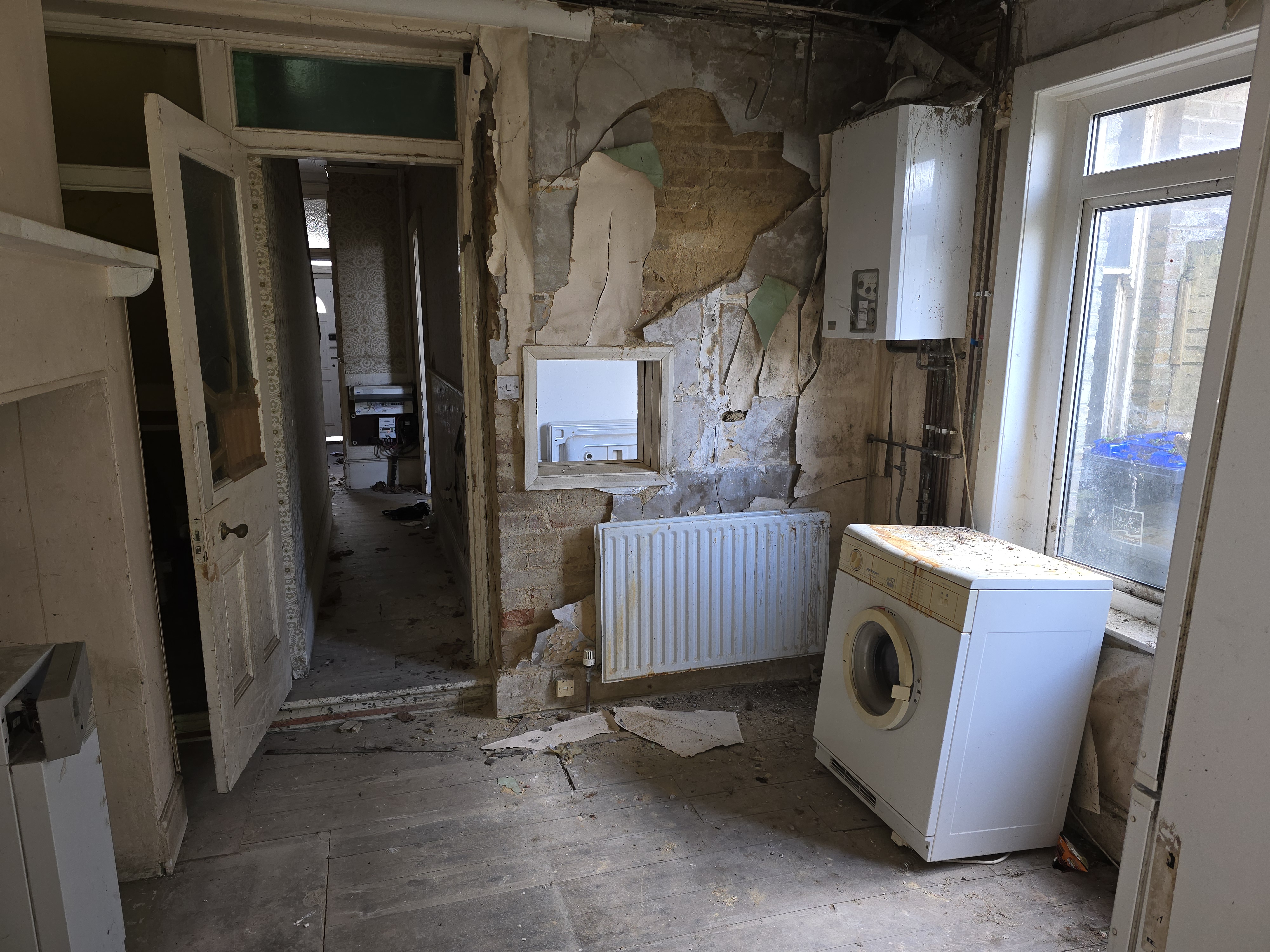 49 Warwick Gardens, Worthing, West Sussex BN11 1PF