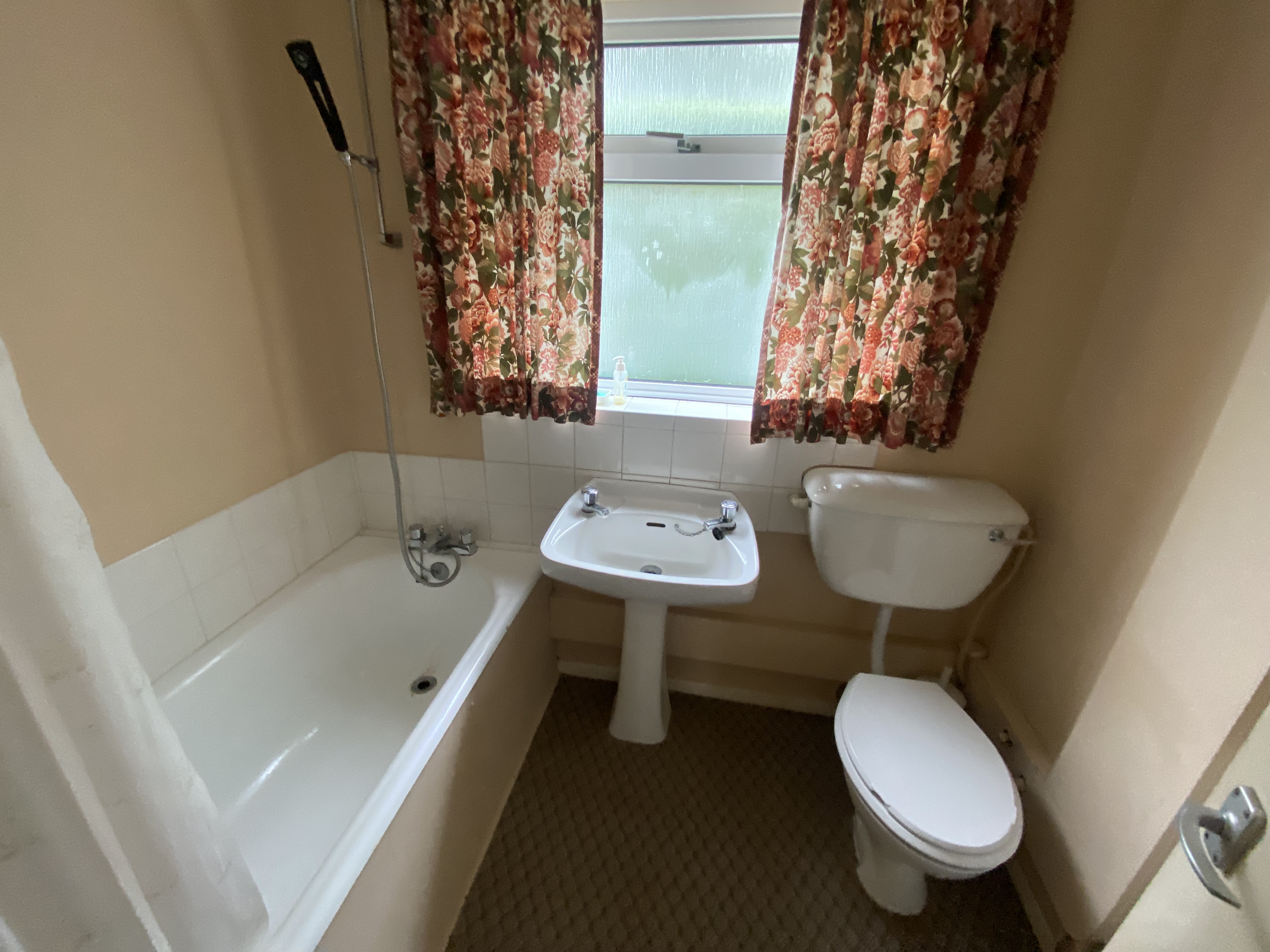 1 Pennine Drive, South Normanton, Alfreton, Derbyshire DE55 2BH