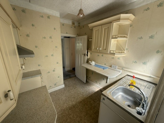 1 Yew Tree Bungalows, Sheffield Road, Sutton Coldfield, West Midlands B73 5HD image 3