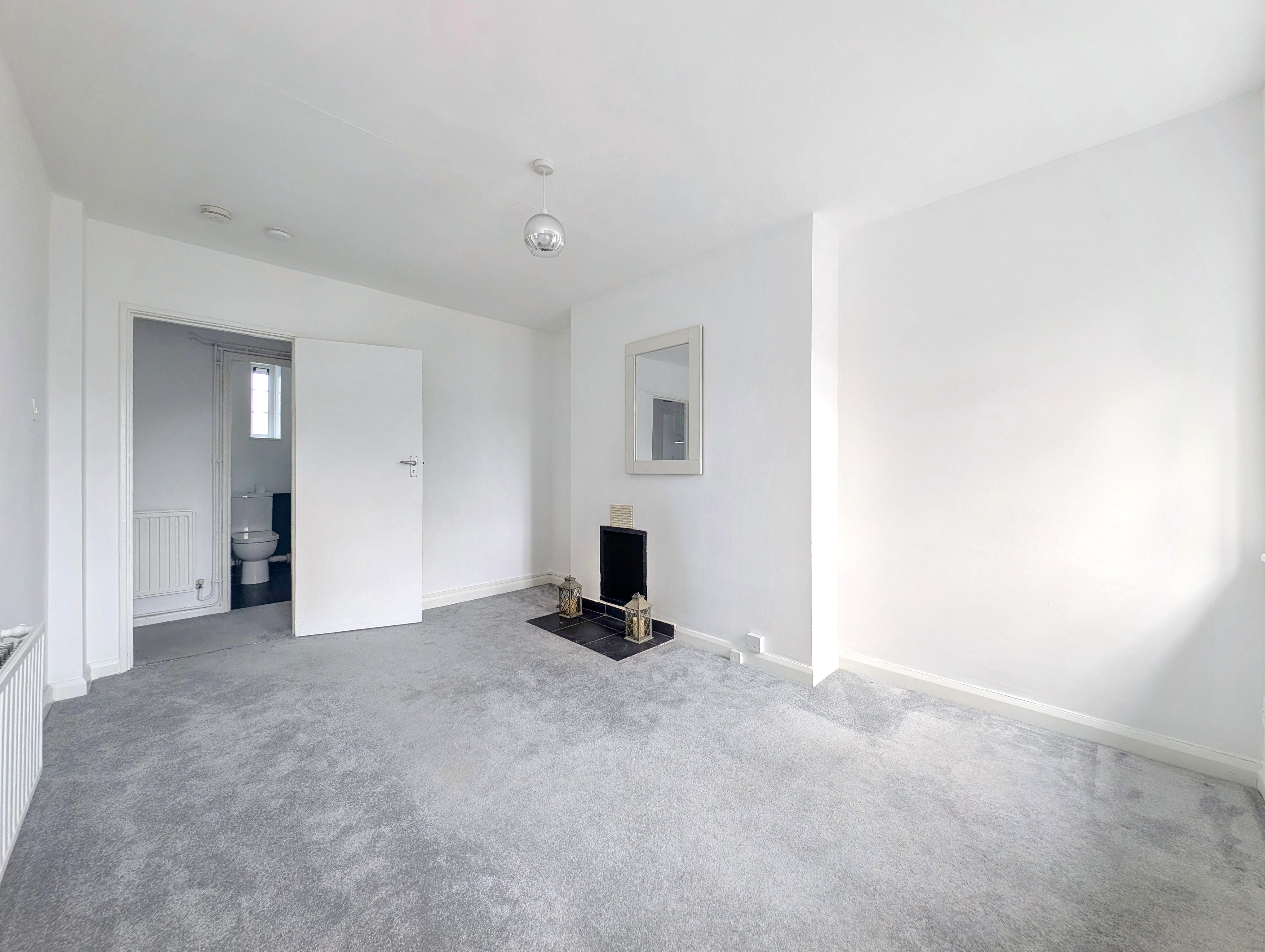 Property image #3