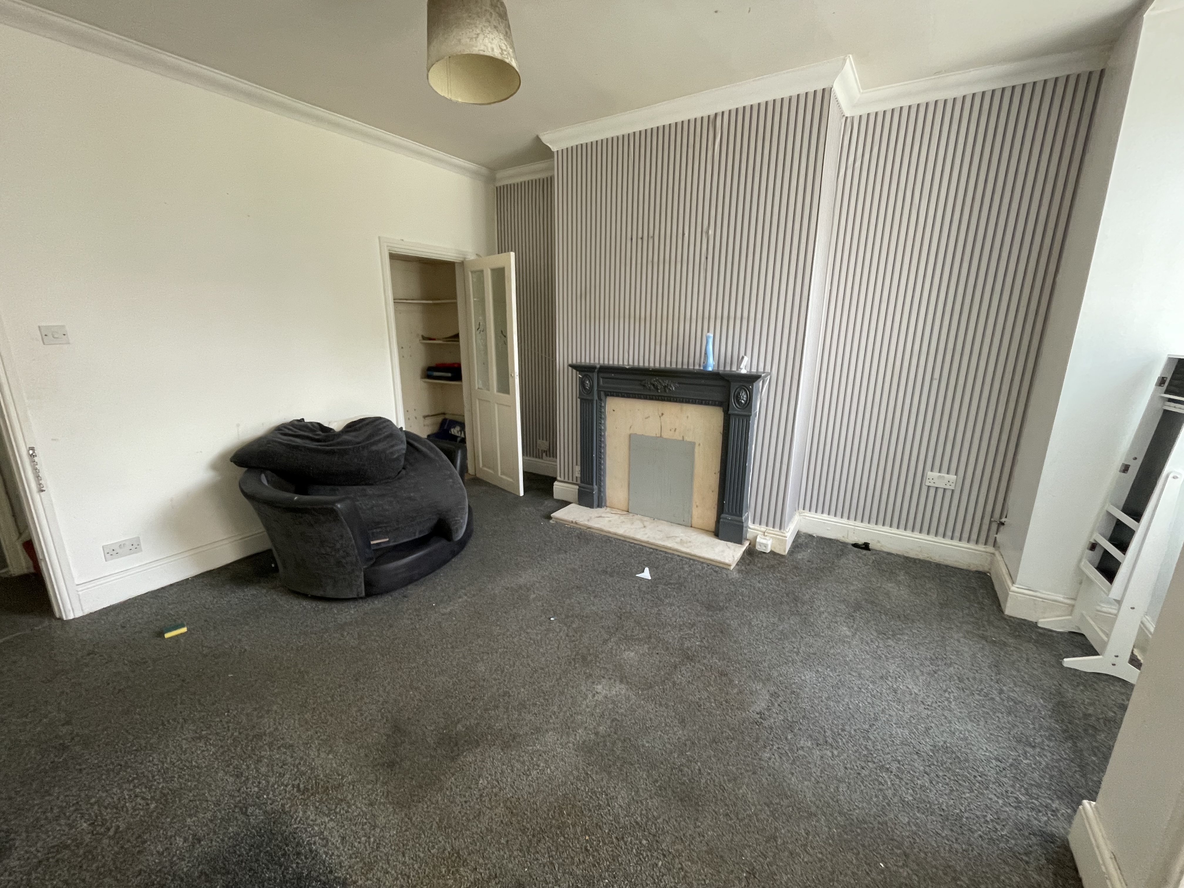 14 Essex Street, Colne, Lancashire BB8 0HB image 3