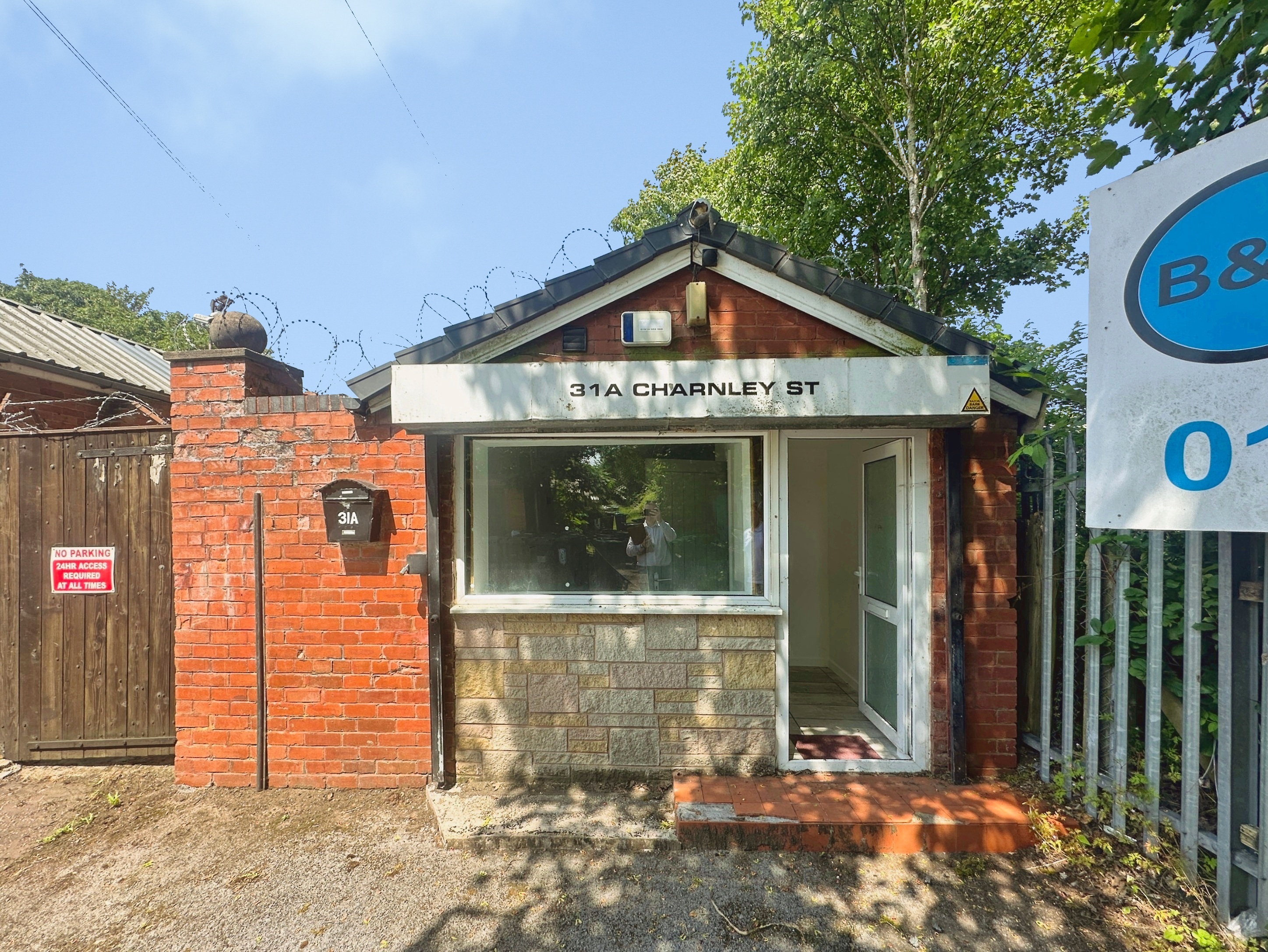 31-31d Charnley Street, Whitefield, Manchester, Lancashire M45 6BG image 4