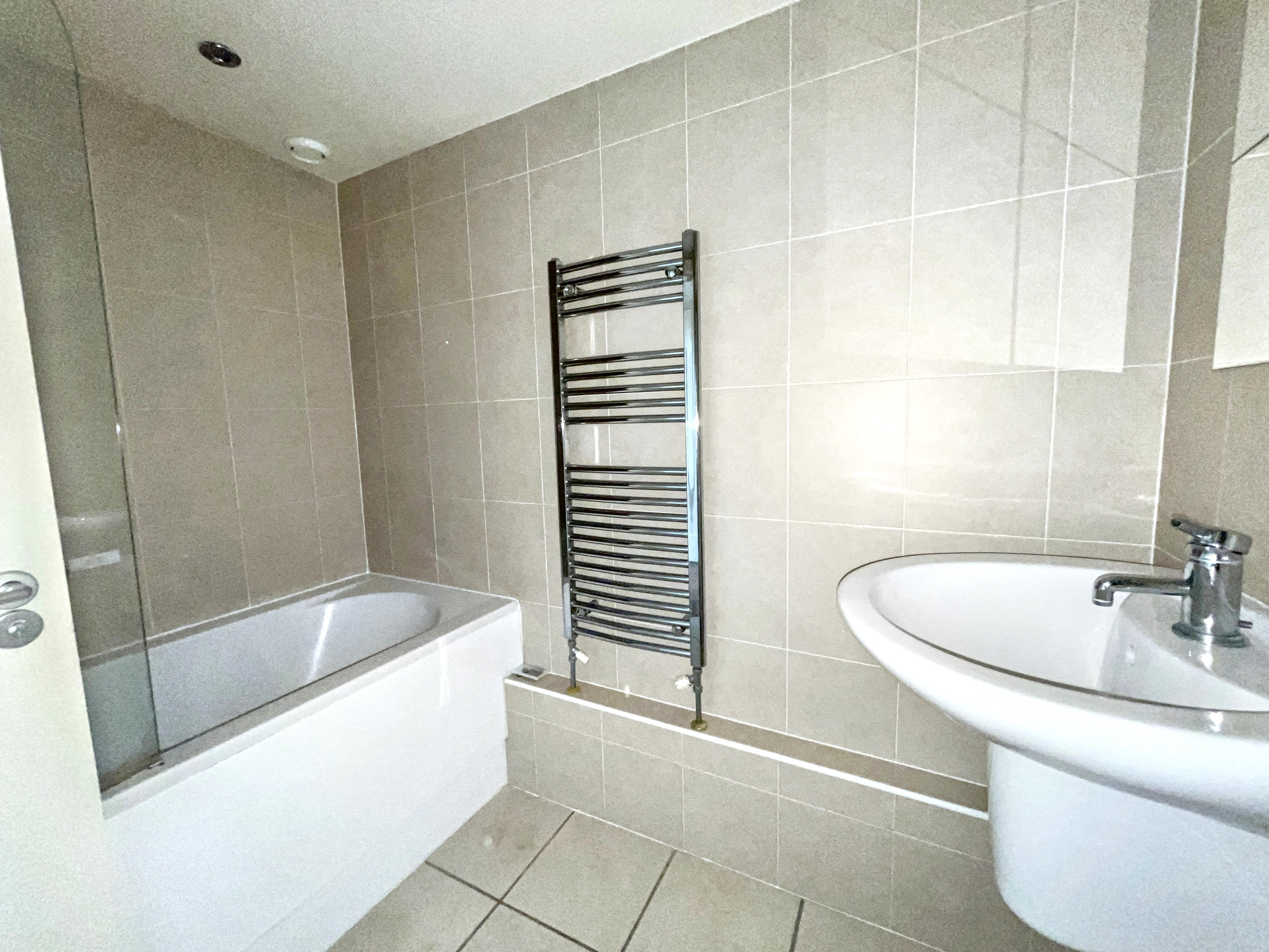 Property image #9