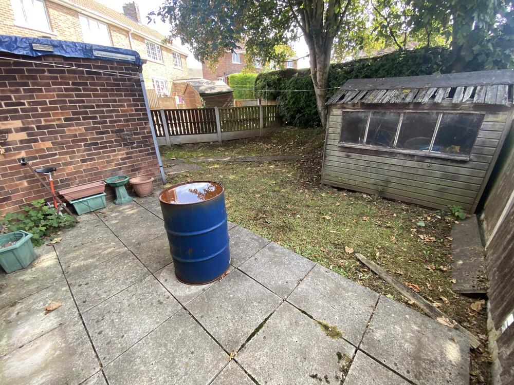 Photo of 35 Lilac Crescent, Edlington, Doncaster, South Yorkshire DN12 1NE