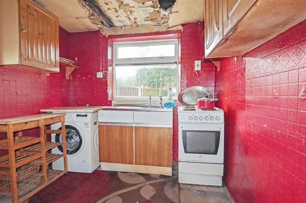Property image #0