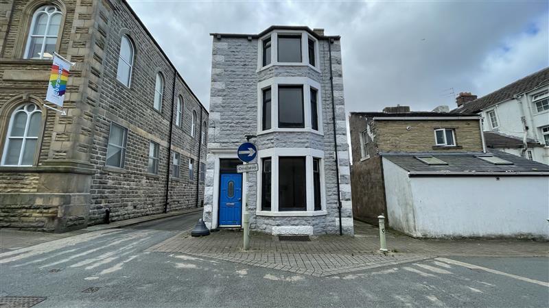 Detached house for auction in Morecambe