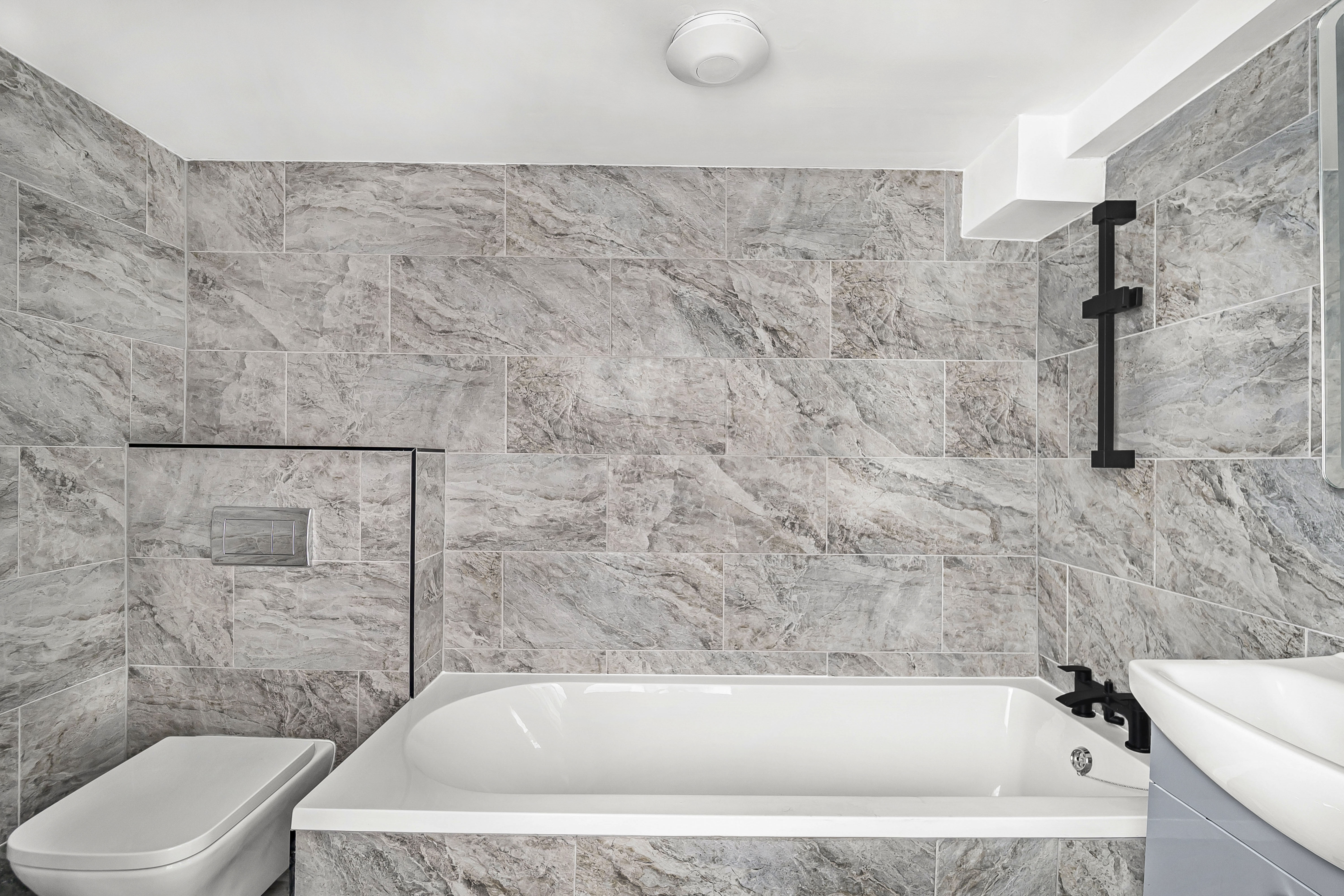 Property image #9