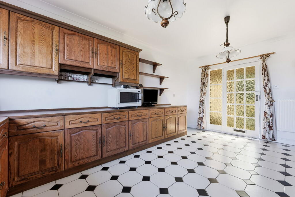 Property image #3